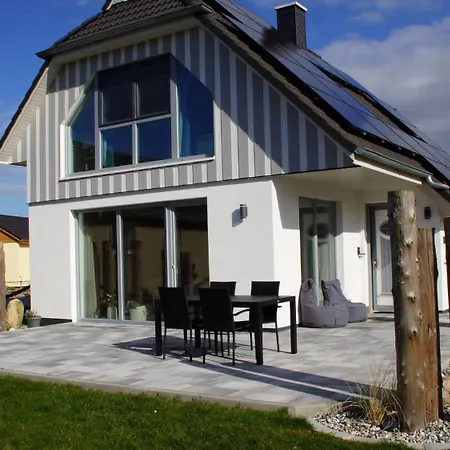 Haus Meerzeit Am Bodden Zw Darss Ruegen Mit Kamin & Sauna Apartamento *