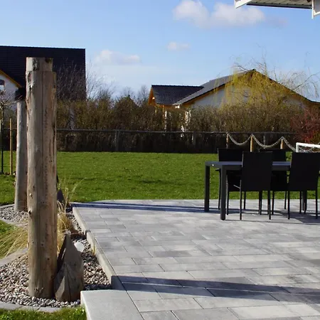 Haus Meerzeit Am Bodden Zw Darss Rügen Mit Kamin&sauna Apartment Nisdorf