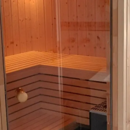 Apartamento Haus Meerzeit Am Bodden Zw Darss Ruegen Mit Kamin & Sauna Nisdorf